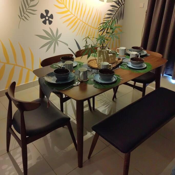 Alocasia Geniehome 3Br Free Wifi @ Utropolis Shah Alam Bagian luar foto